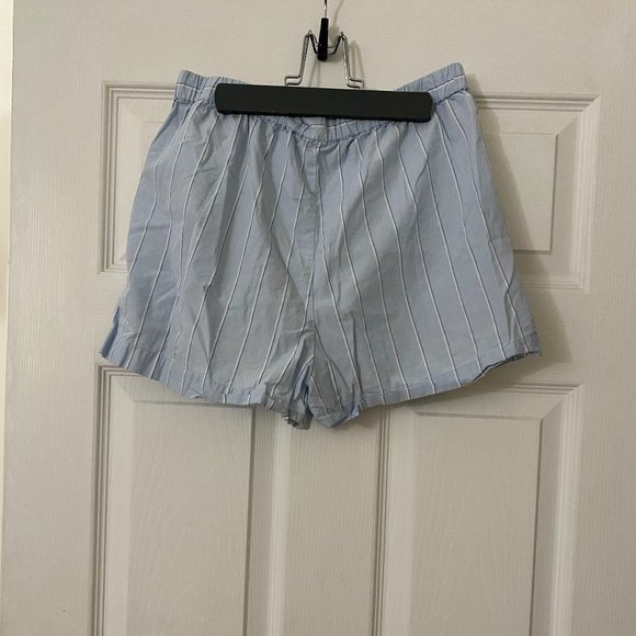 Aritzia Breeze 3" Boxer Striped Shorts - Picture 3 of 3
